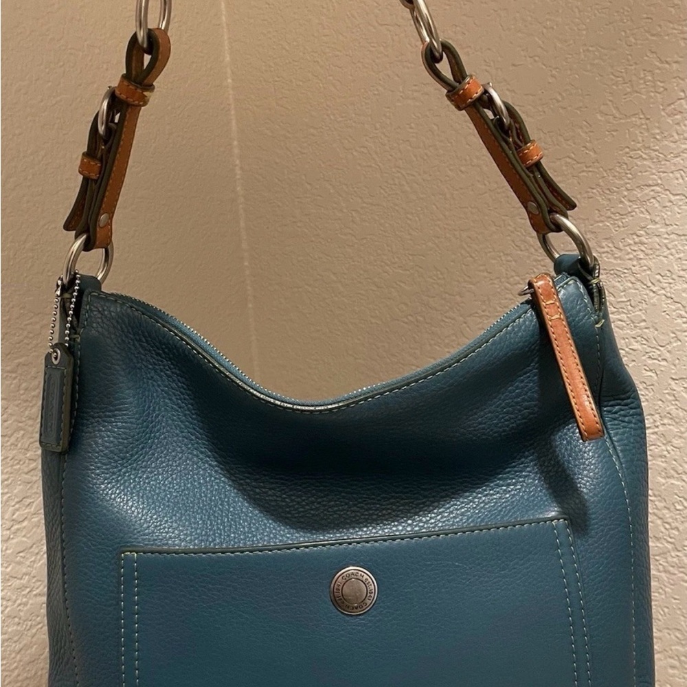 Rare Vintage Coach Medium Chelsea Pebble Leather Teal Blue Shoulder Bag
